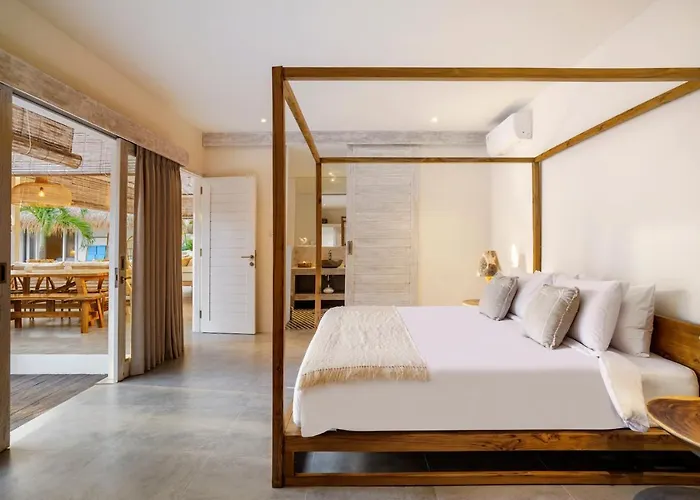 Surga Blue By Alfred In Bali Seminyak